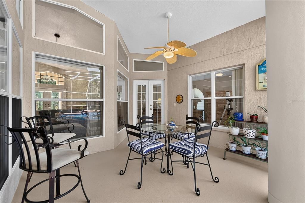 For Sale: $1,200,000 (3 beds, 3 baths, 2472 Square Feet)