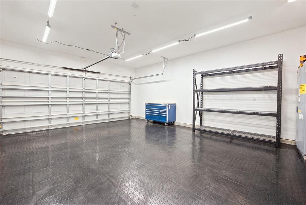 En Venta: $649,900 (4 camas, 3 baños, 2719 Pies cuadrados)