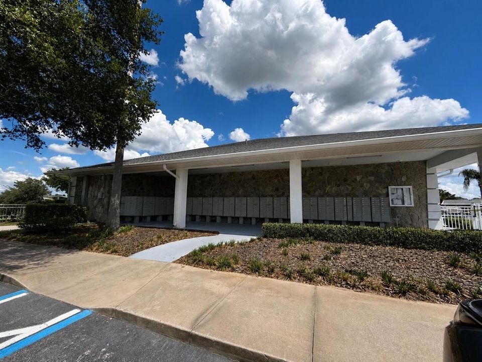 For Sale: $75,000 (2 beds, 2 baths, 1422 Square Feet)