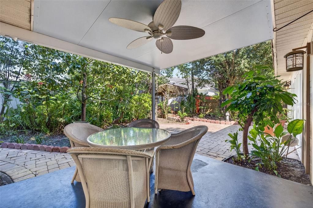 For Sale: $575,000 (3 beds, 2 baths, 1804 Square Feet)