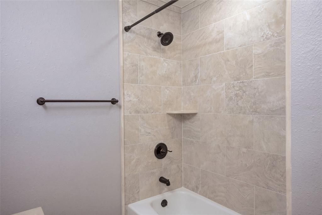 En Venta: $350,000 (3 camas, 2 baños, 1320 Pies cuadrados)