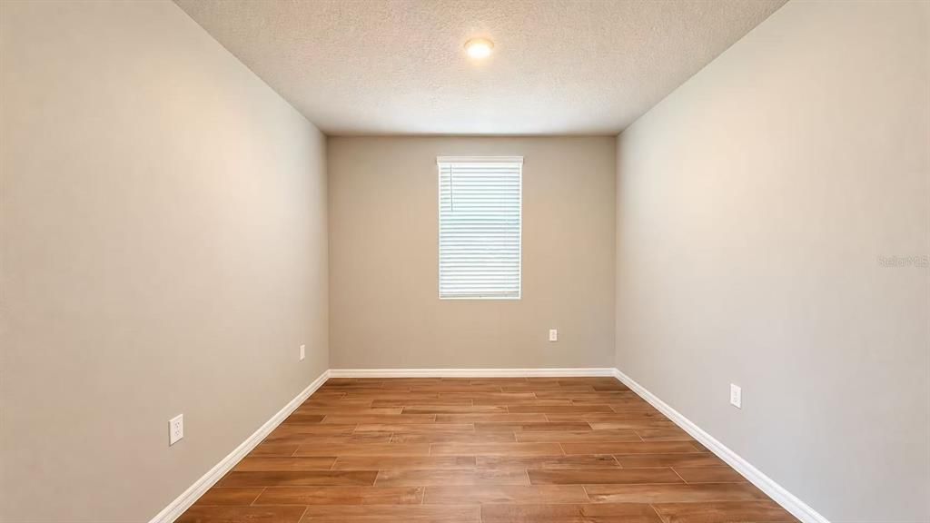 En Venta: $520,000 (4 camas, 3 baños, 2631 Pies cuadrados)