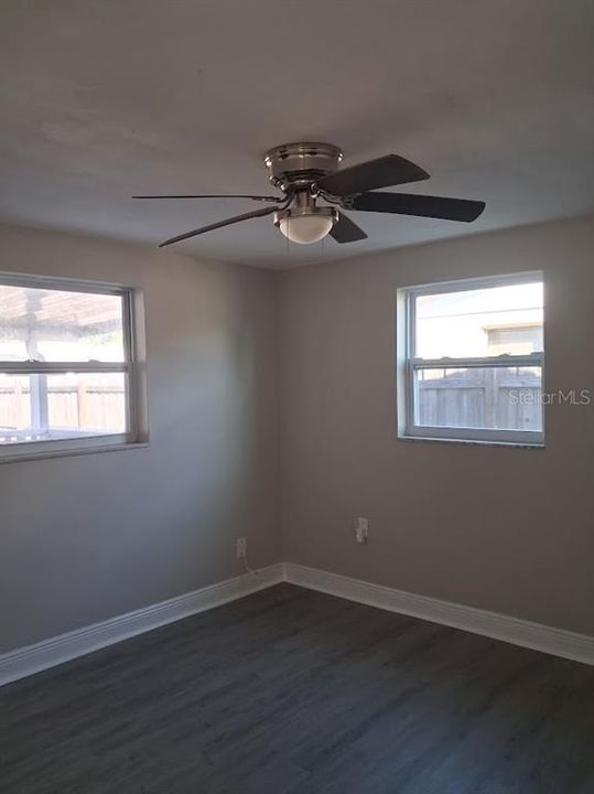 В аренду: $1,800 (3 спален, 2 ванн, 1075 Квадратных фут)