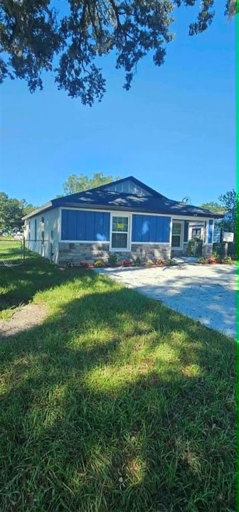 For Sale: $269,900 (3 beds, 2 baths, 1291 Square Feet)
