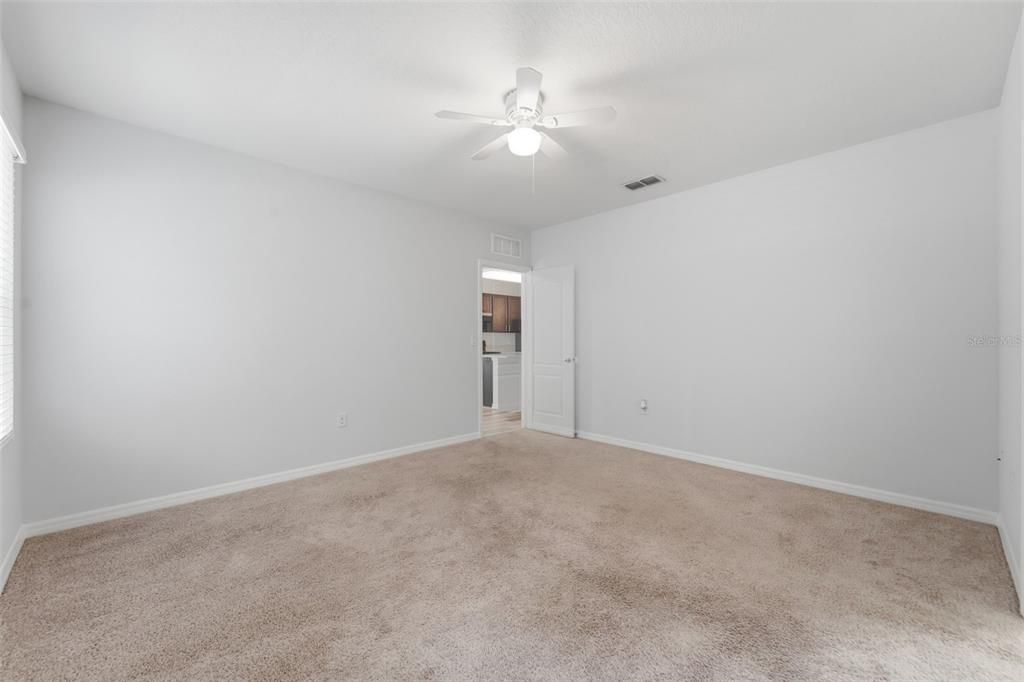 For Rent: $2,200 (4 beds, 2 baths, 1842 Square Feet)