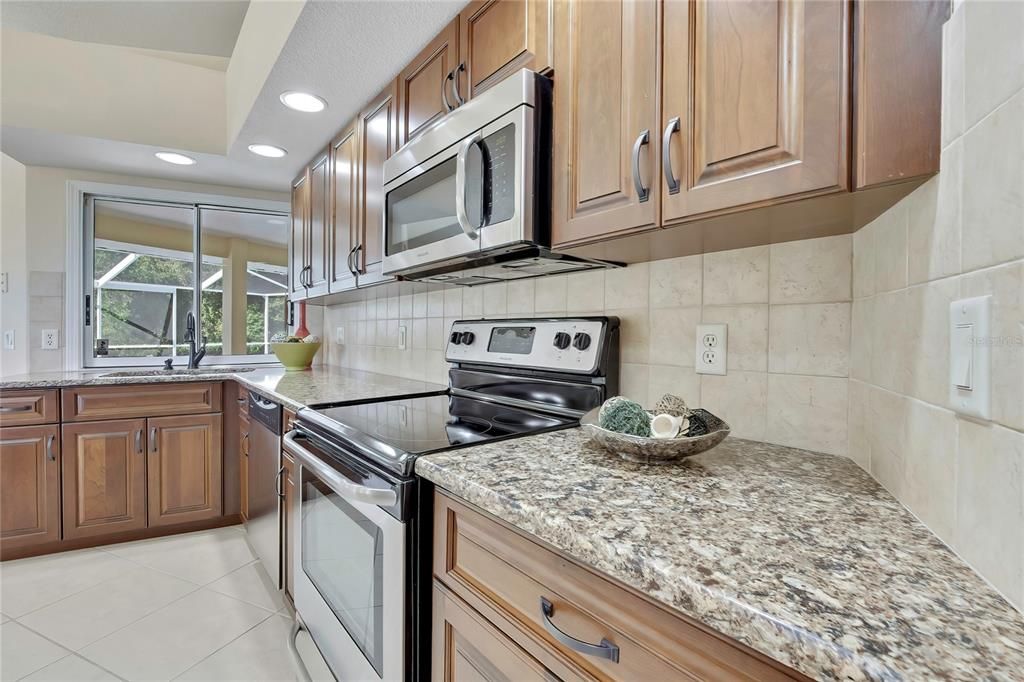 На продажу: $459,900 (3 спален, 2 ванн, 2189 Квадратных фут)