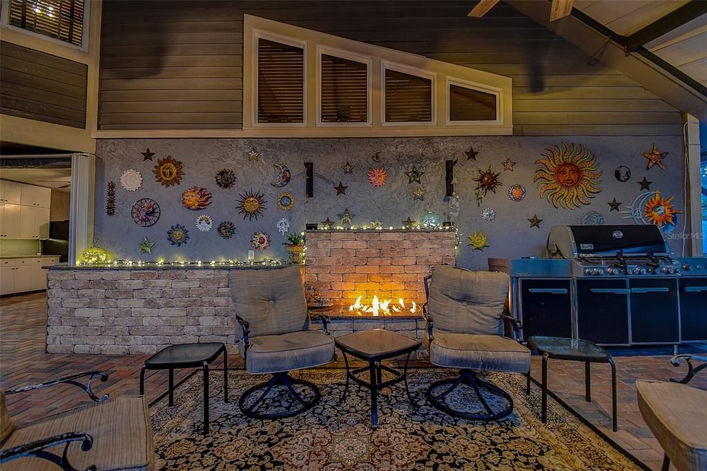 For Sale: $1,225,000 (5 beds, 5 baths, 4324 Square Feet)