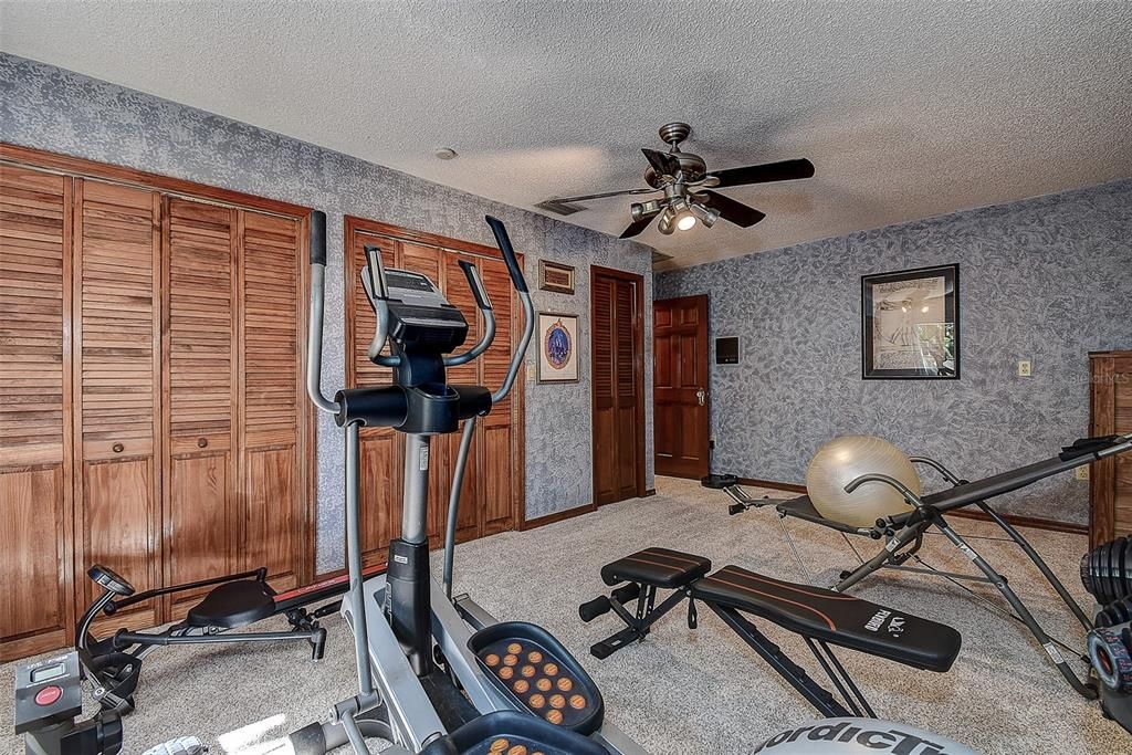 For Sale: $1,225,000 (5 beds, 5 baths, 4324 Square Feet)