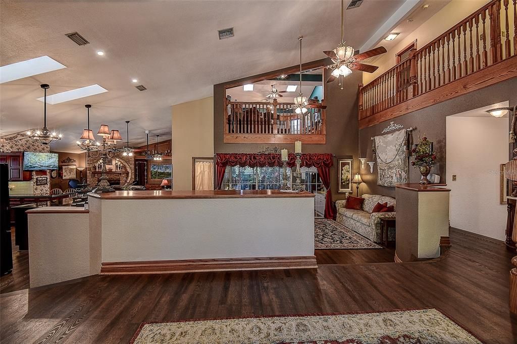 For Sale: $1,225,000 (5 beds, 5 baths, 4324 Square Feet)