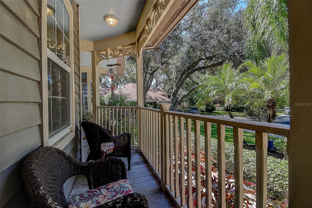 For Sale: $1,225,000 (5 beds, 5 baths, 4324 Square Feet)