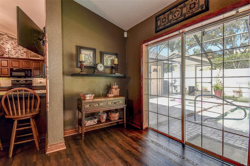 For Sale: $1,225,000 (5 beds, 5 baths, 4324 Square Feet)