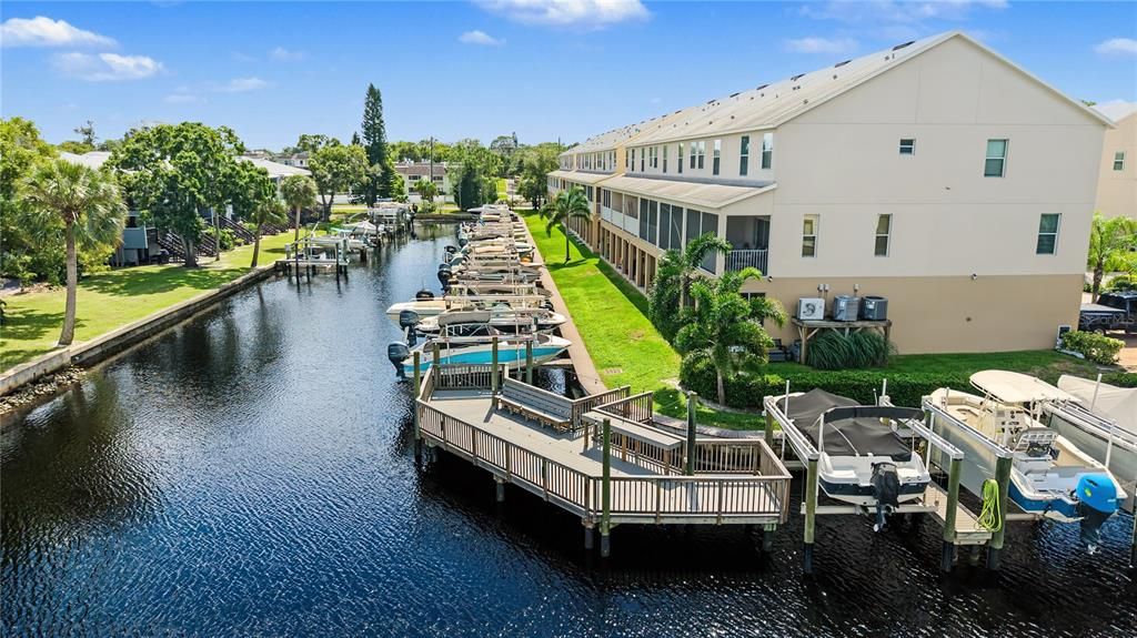 For Sale: $375,000 (3 beds, 2 baths, 1828 Square Feet)