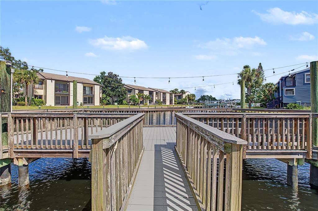 For Sale: $375,000 (3 beds, 2 baths, 1828 Square Feet)