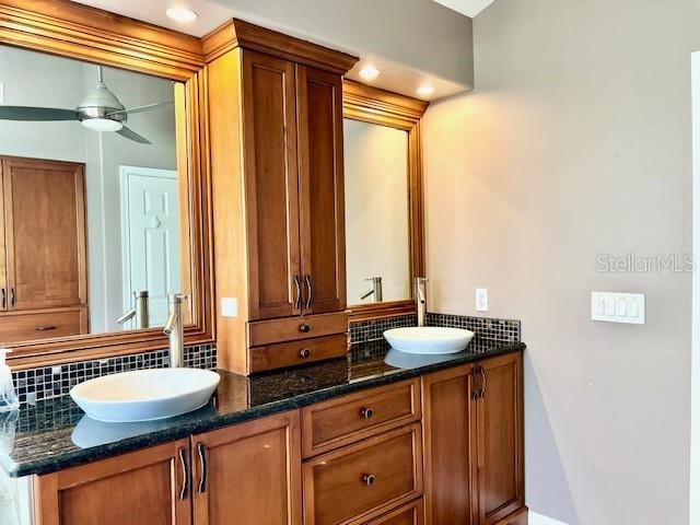 Active With Contract: $339,000 (2 beds, 2 baths, 1620 Square Feet)