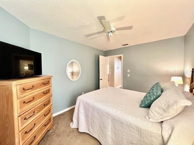 Active With Contract: $339,000 (2 beds, 2 baths, 1620 Square Feet)