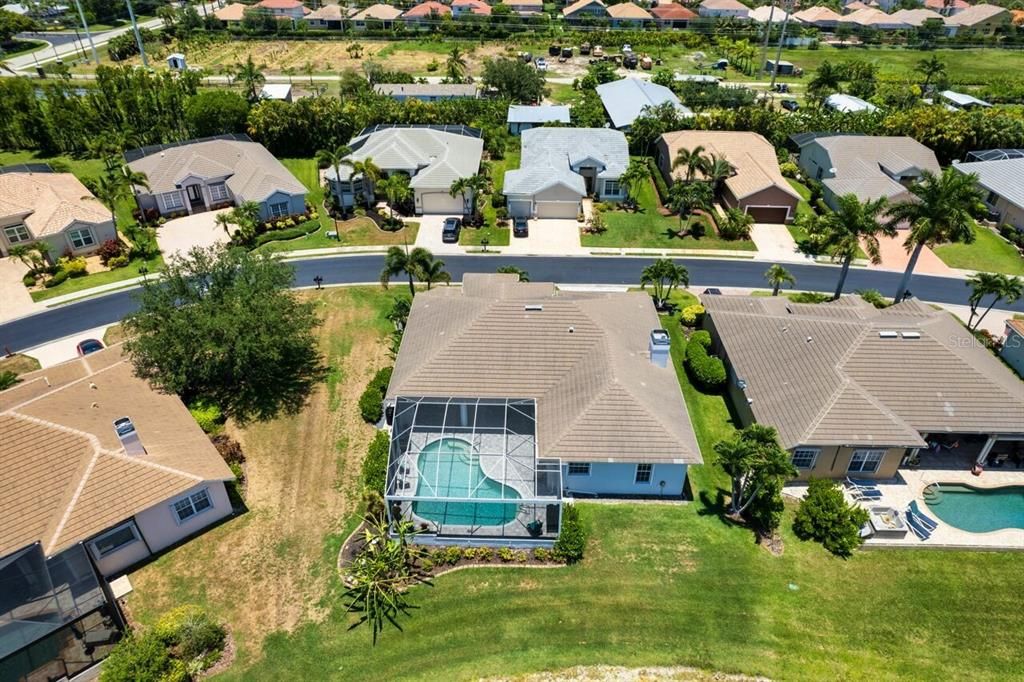 En Venta: $795,000 (4 camas, 3 baños, 2459 Pies cuadrados)