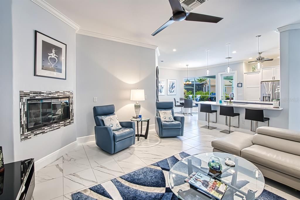 En Venta: $795,000 (4 camas, 3 baños, 2459 Pies cuadrados)