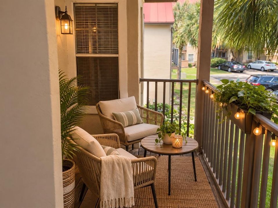 For Sale: $110,000 (1 beds, 1 baths, 552 Square Feet)