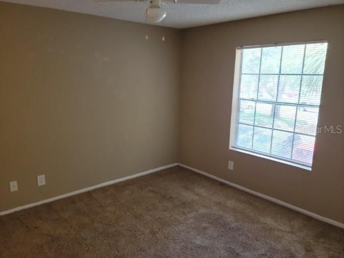 For Sale: $110,000 (1 beds, 1 baths, 552 Square Feet)