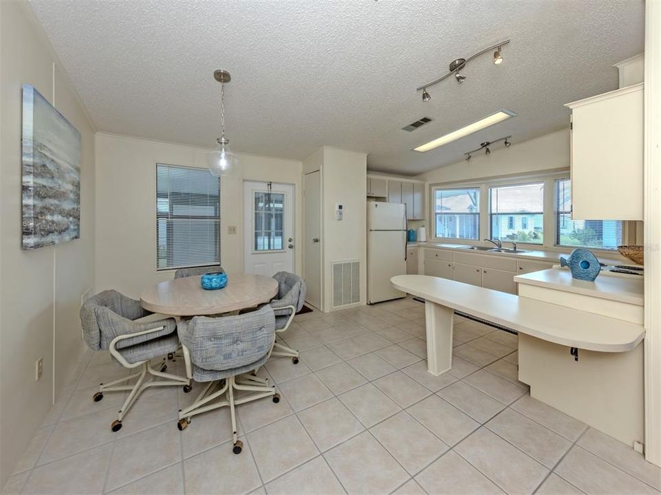 En Venta: $138,000 (2 camas, 2 baños, 935 Pies cuadrados)