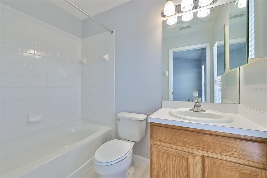 В аренду: $1,795 (2 спален, 2 ванн, 1360 Квадратных фут)