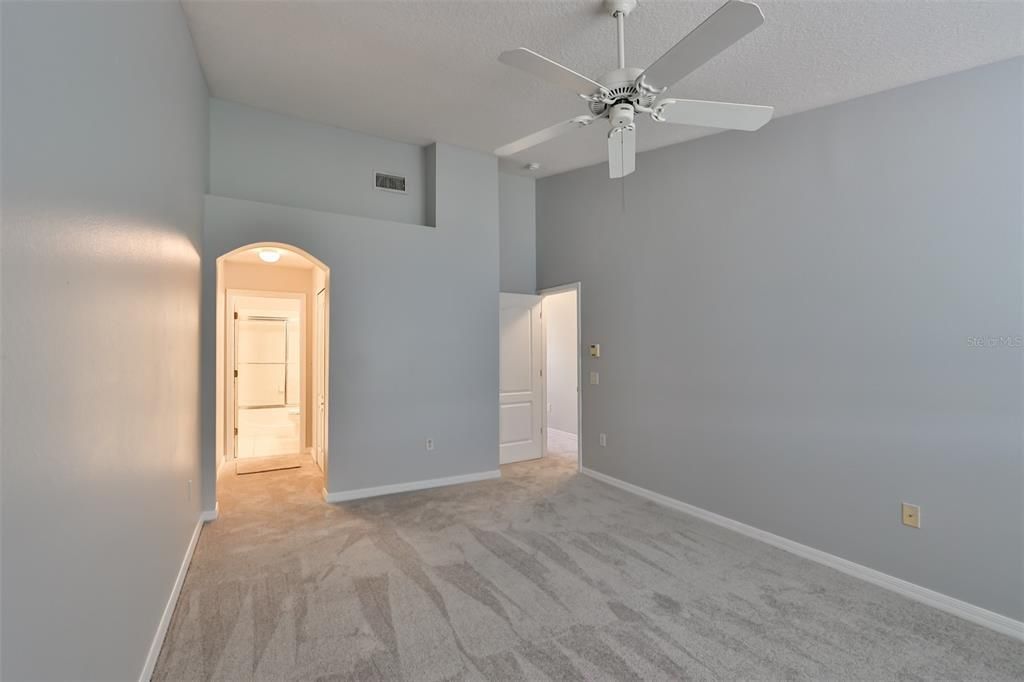В аренду: $1,795 (2 спален, 2 ванн, 1360 Квадратных фут)