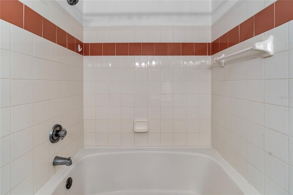 В аренду: $1,800 (2 спален, 2 ванн, 1140 Квадратных фут)
