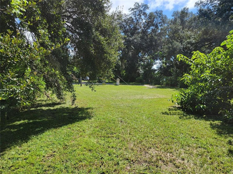 На продажу: $79,900 (0.13 acres)