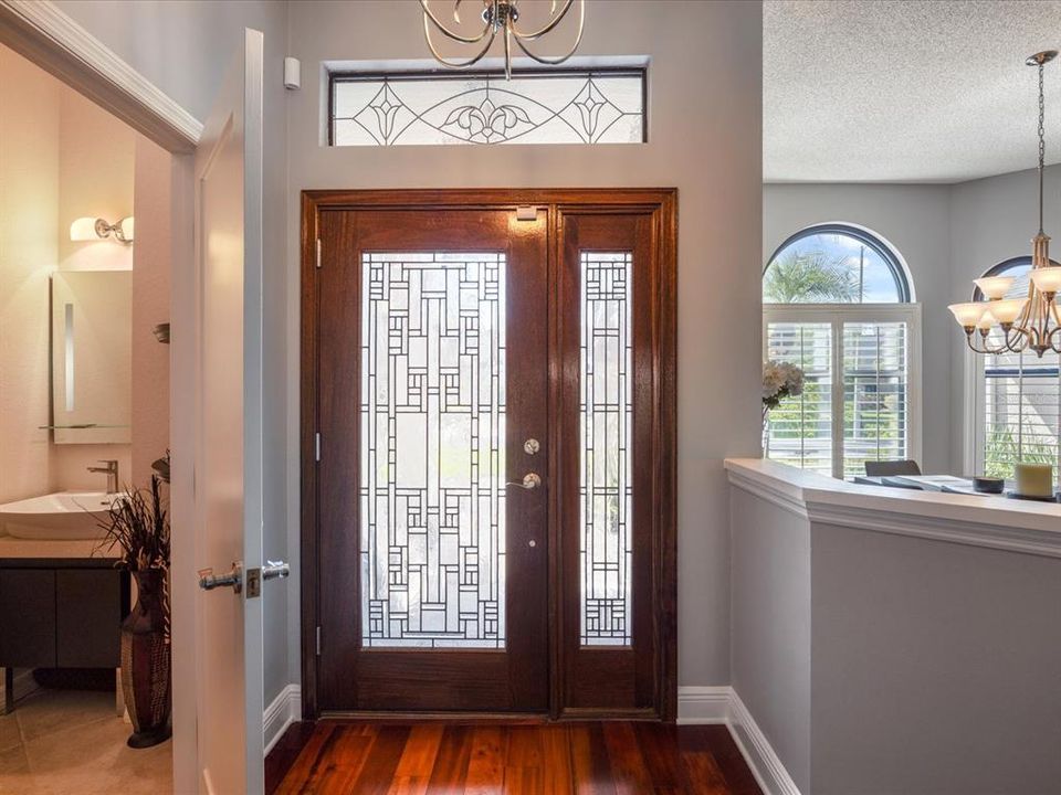 En Venta: $765,000 (3 camas, 2 baños, 2316 Pies cuadrados)