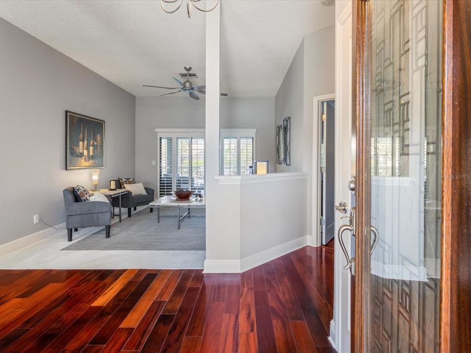 En Venta: $765,000 (3 camas, 2 baños, 2316 Pies cuadrados)