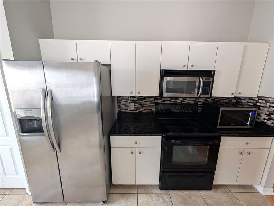 В аренду: $1,950 (3 спален, 2 ванн, 1394 Квадратных фут)