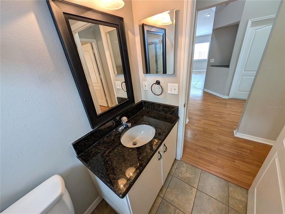 В аренду: $1,950 (3 спален, 2 ванн, 1394 Квадратных фут)