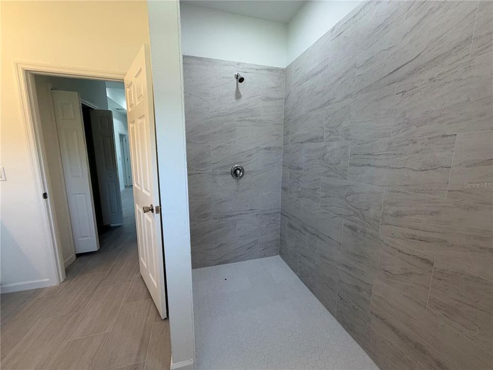 В аренду: $2,000 (3 спален, 2 ванн, 1600 Квадратных фут)