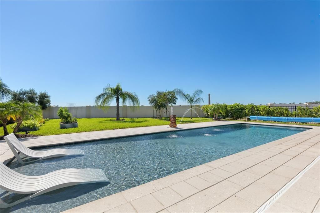 En Venta: $999,997 (3 camas, 2 baños, 2949 Pies cuadrados)