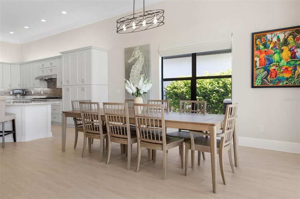 En Venta: $999,997 (3 camas, 2 baños, 2949 Pies cuadrados)