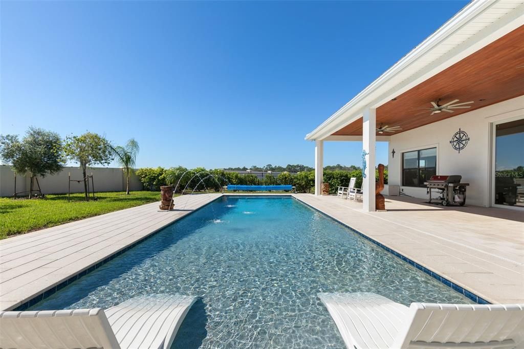 En Venta: $999,997 (3 camas, 2 baños, 2949 Pies cuadrados)