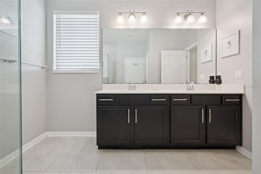 For Sale: $499,000 (3 beds, 2 baths, 1753 Square Feet)
