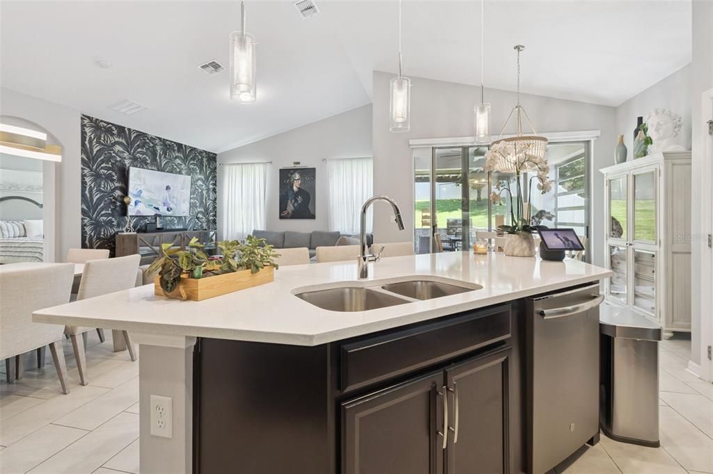 For Sale: $499,000 (3 beds, 2 baths, 1753 Square Feet)