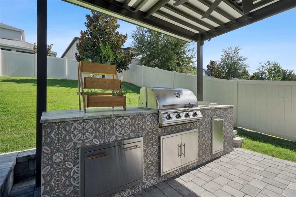 For Sale: $499,000 (3 beds, 2 baths, 1753 Square Feet)