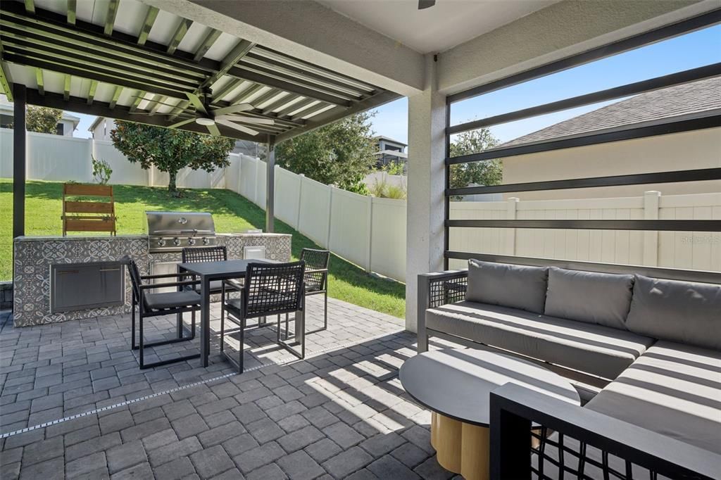 For Sale: $499,000 (3 beds, 2 baths, 1753 Square Feet)