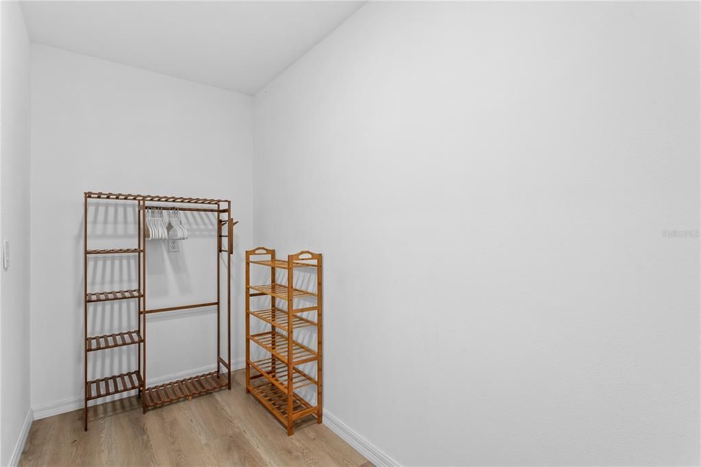 В аренду: $3,800 (3 спален, 2 ванн, 1611 Квадратных фут)