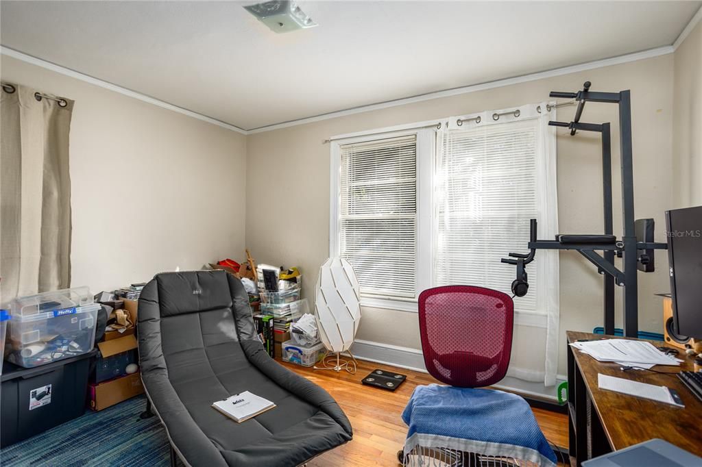 For Sale: $860,000 (9 beds, 0 baths, 4312 Square Feet)