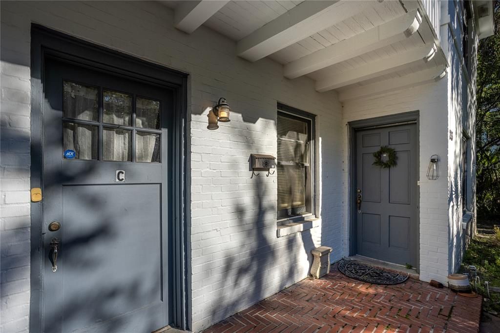 For Sale: $860,000 (9 beds, 0 baths, 4312 Square Feet)