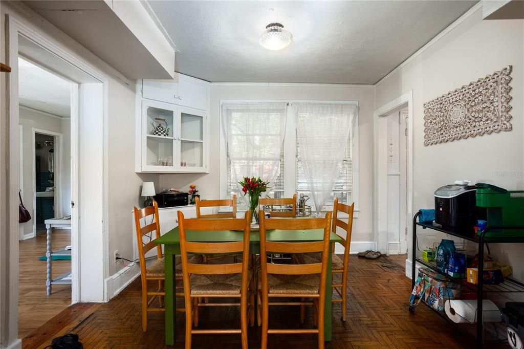 For Sale: $860,000 (9 beds, 0 baths, 4312 Square Feet)