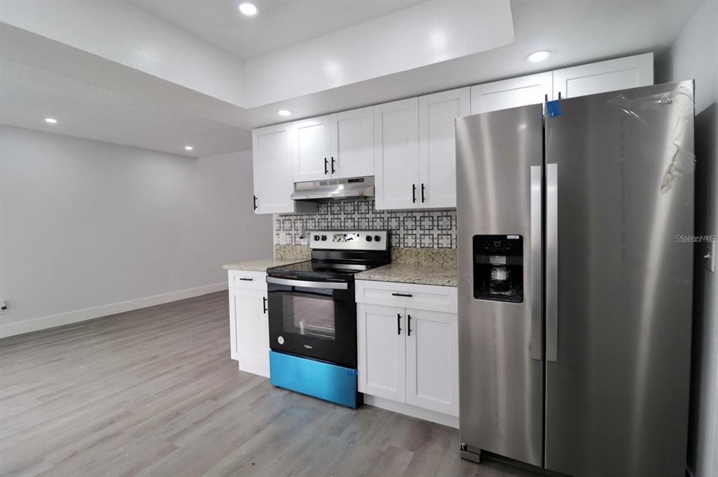 For Rent: $2,000 (3 beds, 2 baths, 1245 Square Feet)