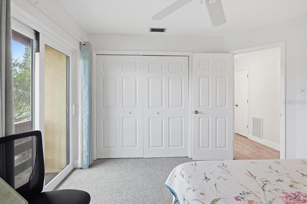 For Rent: $2,900 (2 beds, 2 baths, 925 Square Feet)