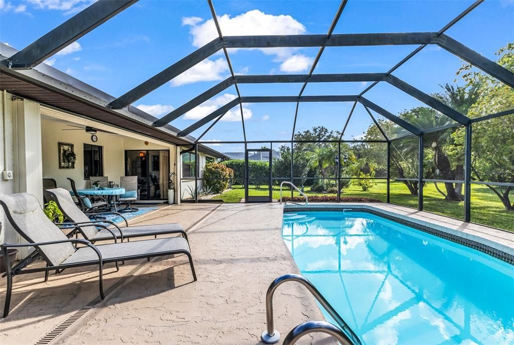 En Venta: $359,000 (2 camas, 2 baños, 1532 Pies cuadrados)
