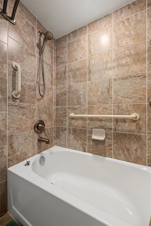 На продажу: $449,000 (3 спален, 2 ванн, 1769 Квадратных фут)
