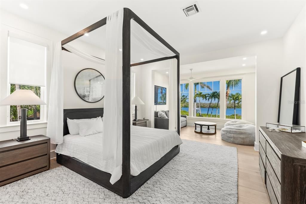 For Sale: $11,750,000 (5 beds, 5 baths, 5472 Square Feet)