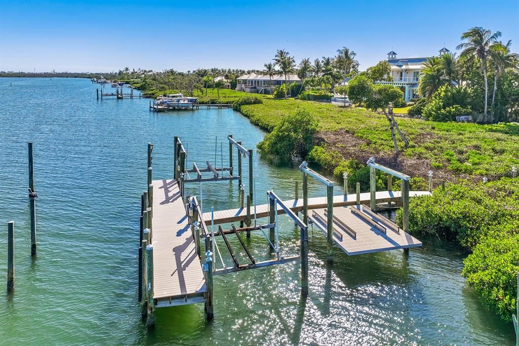 For Sale: $11,750,000 (5 beds, 5 baths, 5472 Square Feet)